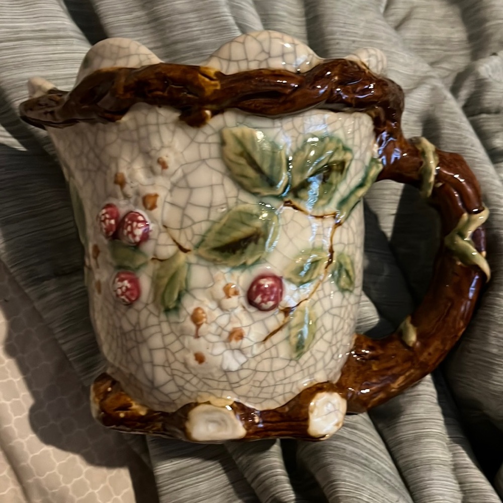 c.1990s hand painted Wanjiang China Nouveau Majolica Pitcher with Berries/Vines